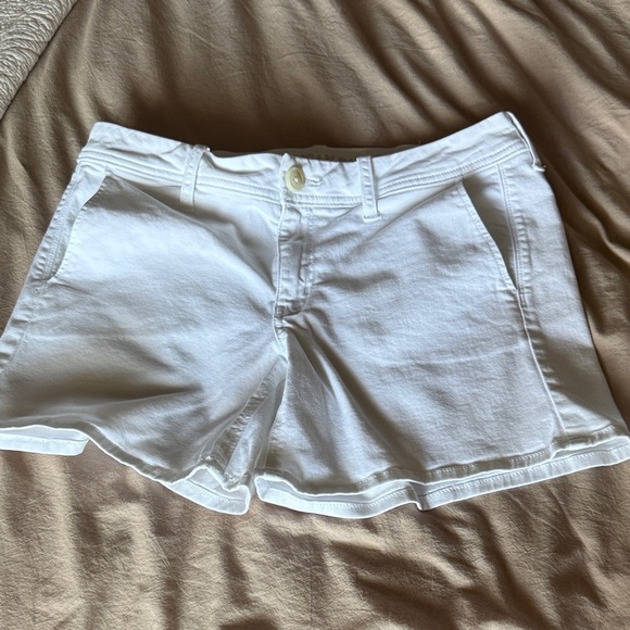 American Eagle Outfitters Pants - American Eagle Outfitters Super Stretch Women's Chino Style Shorts size 10